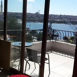 غالاتوليا سويتس فندق