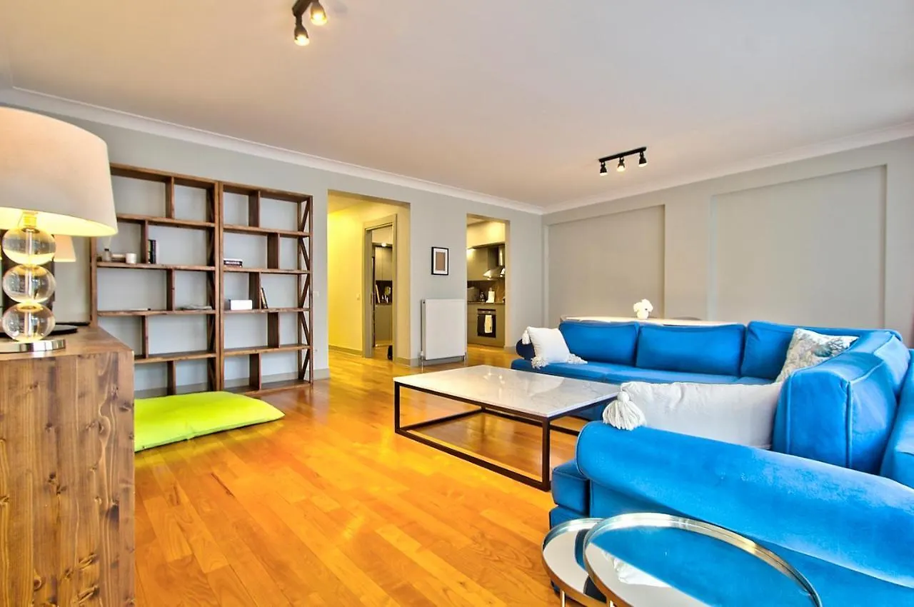 New Build With Modern Amenities And Balcony Apartment Istanbul