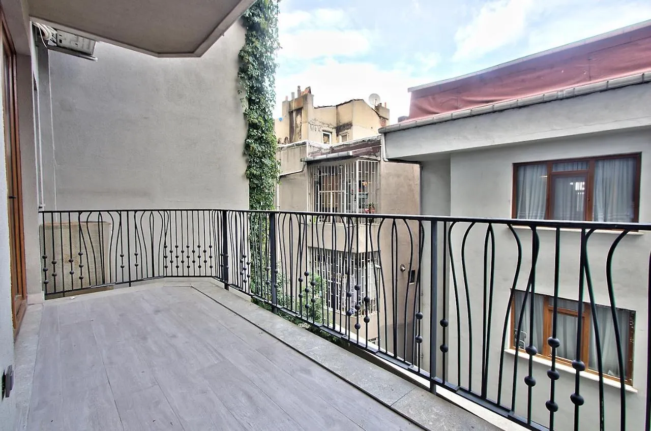 New Build With Modern Amenities And Balcony Apartment Istanbul 0*,